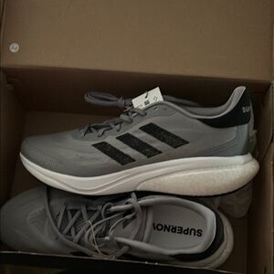 Adidas Gray and Black Athletic Running Shoes Lightweight Comfort